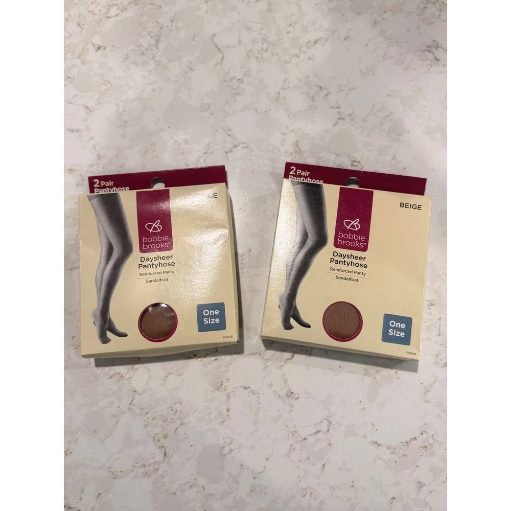 Bobbie Brooks Daysheer Pantyhose Beige Reinforced Panty Preppy 2 Boxes 4 Pairs